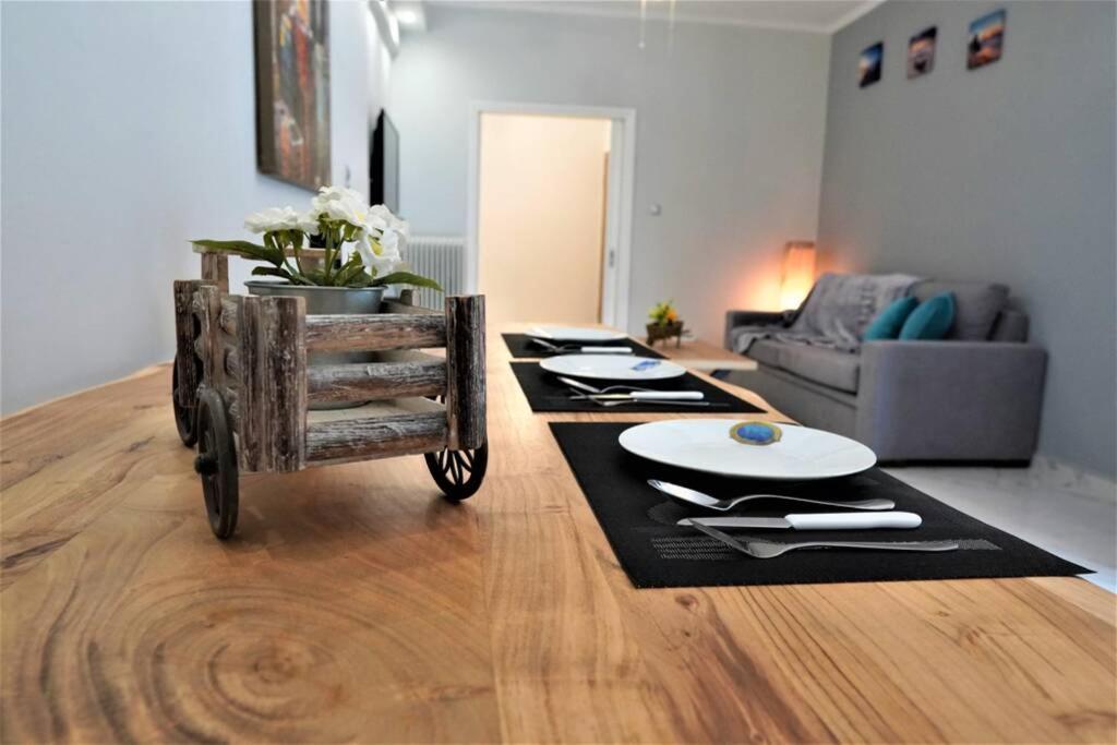 Athens Central 3Bd Apartment Next To Metro Luxury Екстер'єр фото