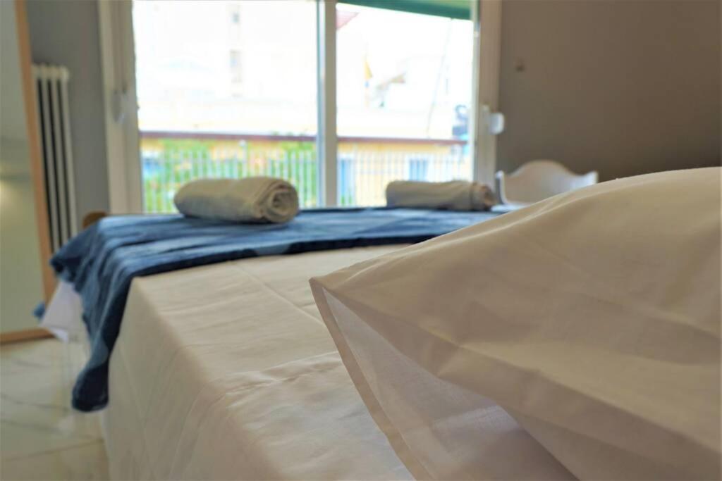 Athens Central 3Bd Apartment Next To Metro Luxury Екстер'єр фото
