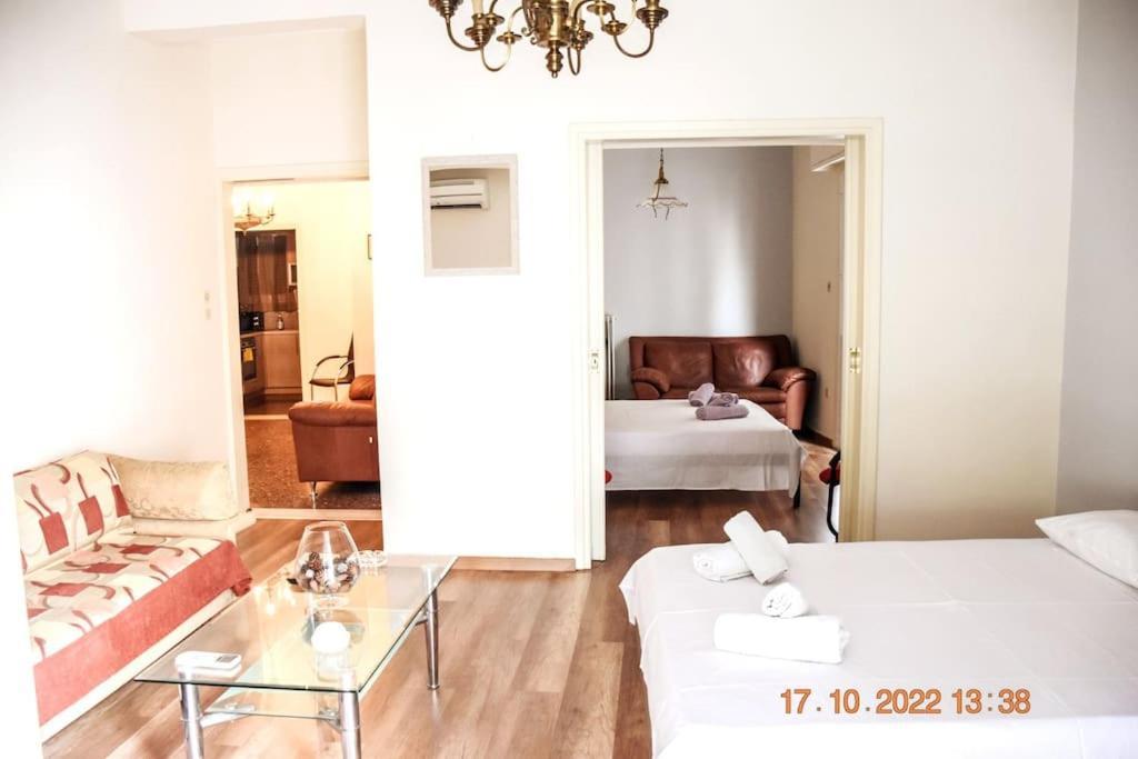 Athens Central 3Bd Apartment Next To Metro Luxury Екстер'єр фото